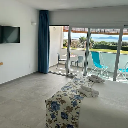 Guest house Rooms, Maksim Golfo Aranci