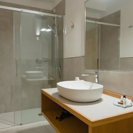 Guest house Rooms, Maksim