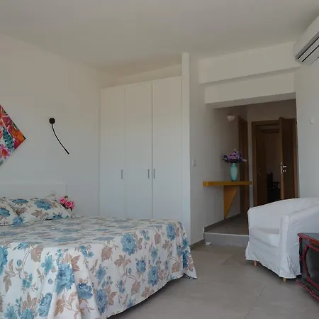 Rooms, Maksim Guest house