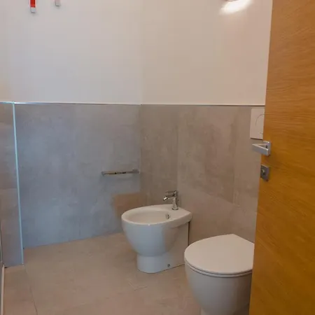 Guest house Rooms, Maksim Golfo Aranci