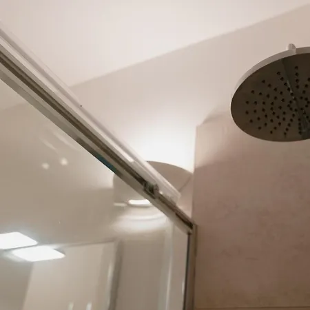 Rooms, Maksim Guest house