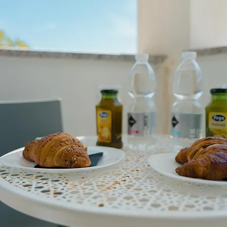 Rooms, Maksim ゲストハウス ゴルフォ・アランチ