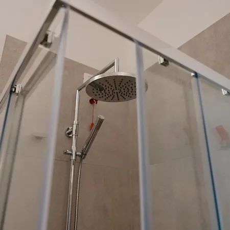 بيت ضيافة Rooms, Maksim