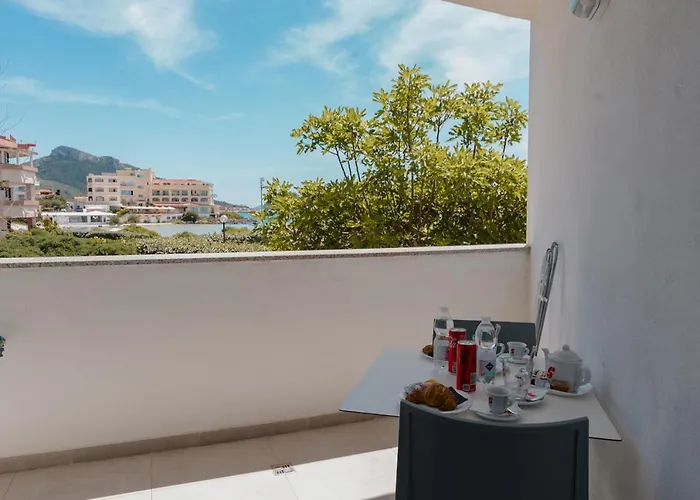 Maison d'hôtes Rooms, Maksim 4*